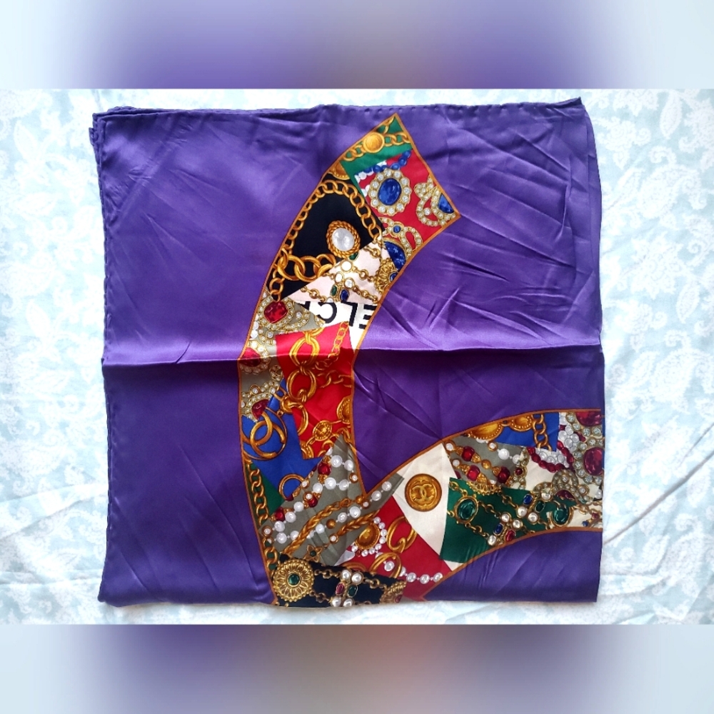 💜Chanel CC Jewel Print Scarf💜 - Picture 6 of 9